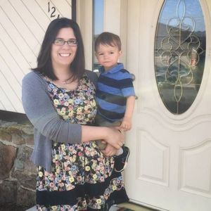 Meet your Posher, Becca